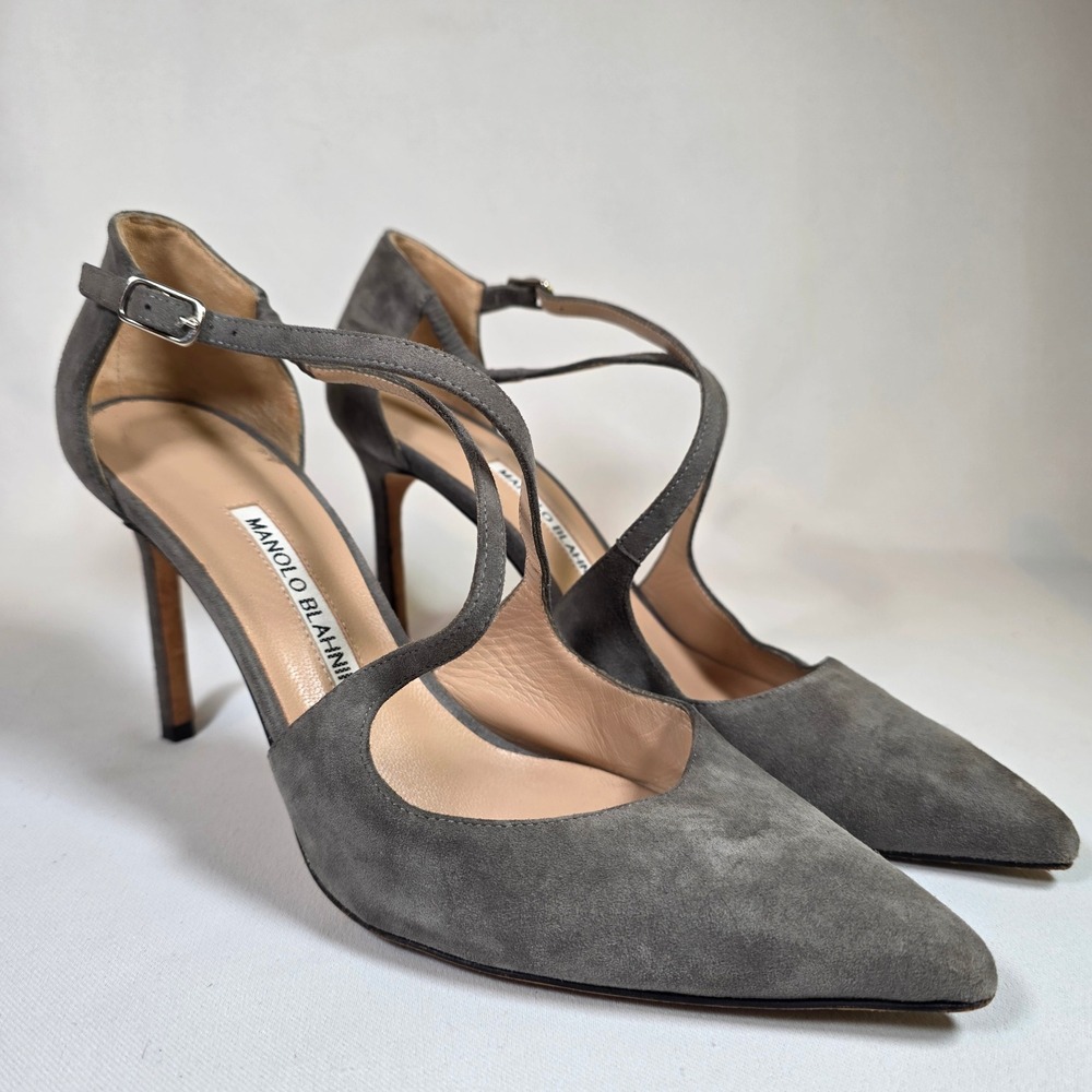 Manolo Blahnik Grey Suede Crisscross Pump Womens 38.5 Pointed Toe D'Orsay Heel